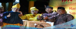 Terima Penghargaan, Plt Bupati Kuansing Apresiasi Pwi Riau